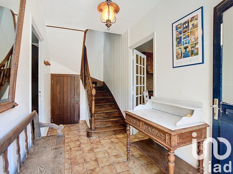 Maison - 390 m² - 4 pièces