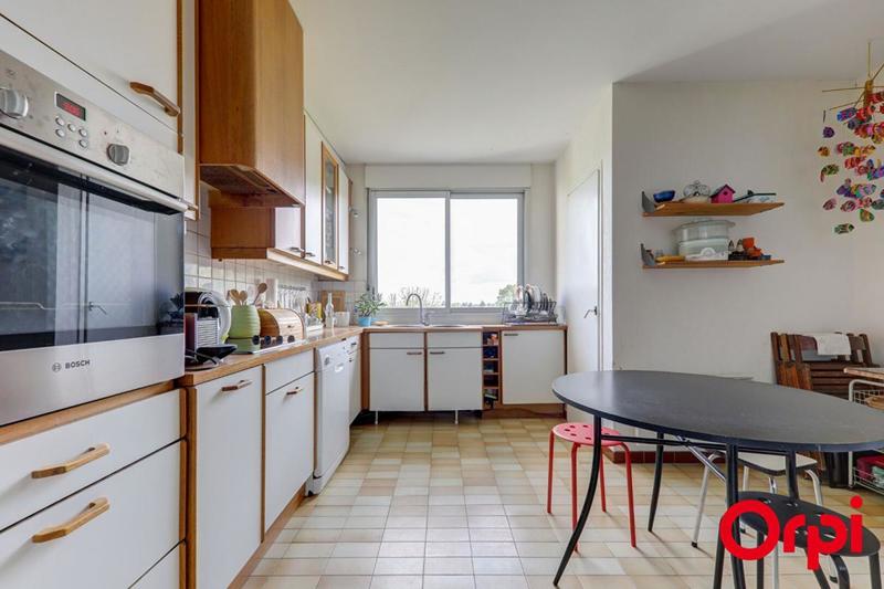 Appartement - 108 m² - 4 pièces
