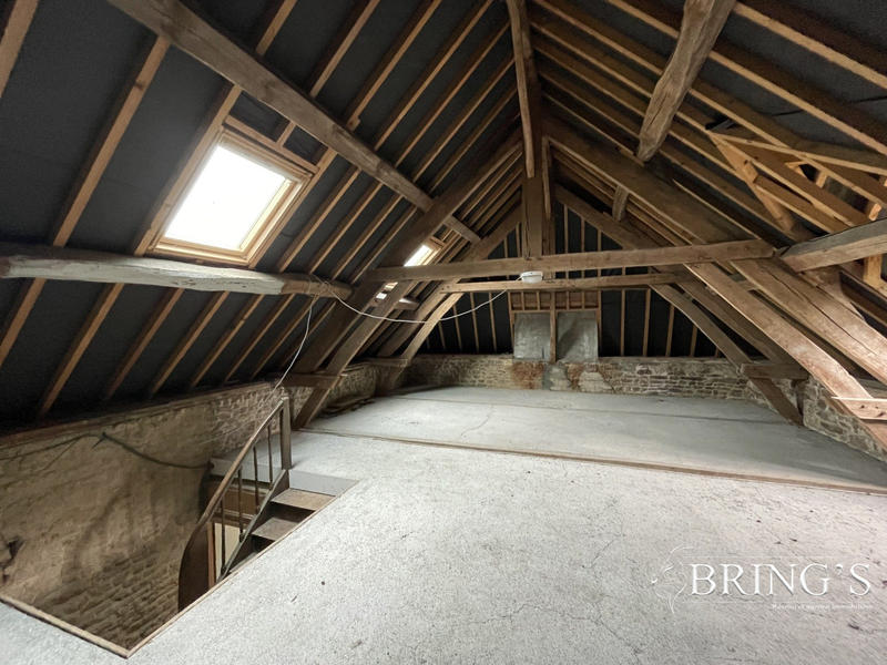 Maison - 95 m² - 5 pièces