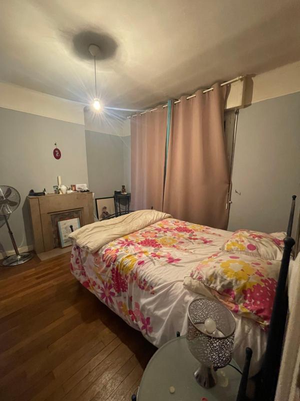 Maison - 415 m² - 9 pièces