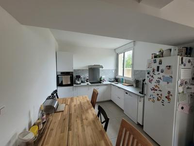 Maison - 111 m² - 4 pièces
