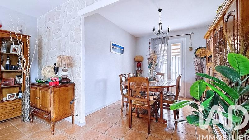 Maison - 93 m² - 4 pièces