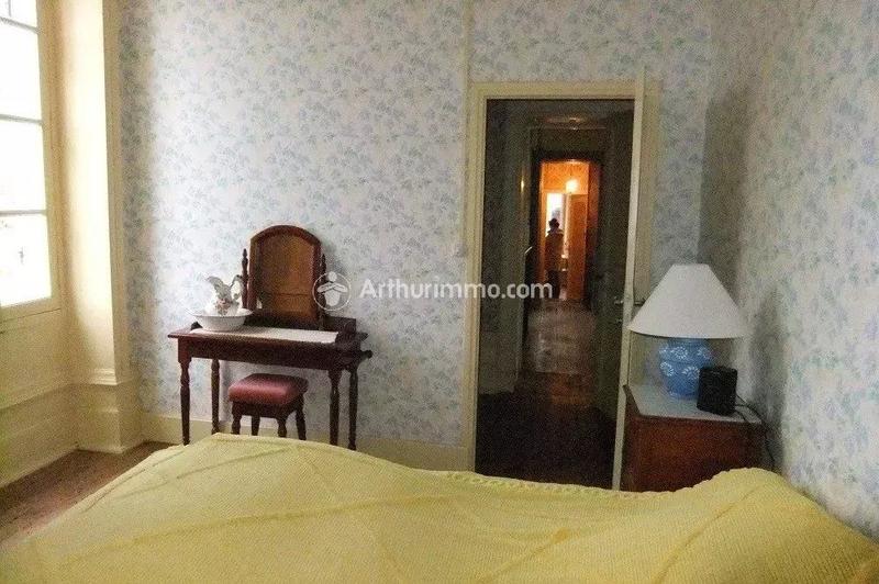 Maison - 190 m² - 9 pièces