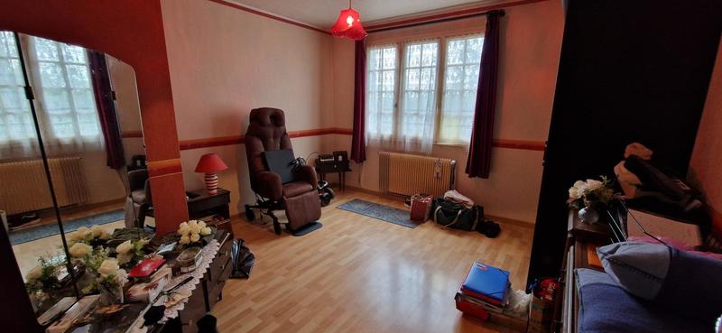 Maison - 143 m² - 5 pièces