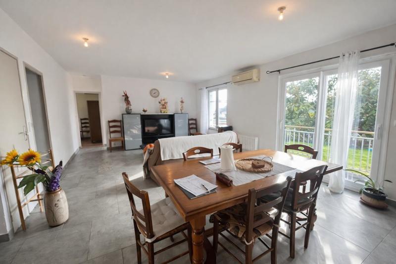 Appartement - 77 m² - 3 pièces