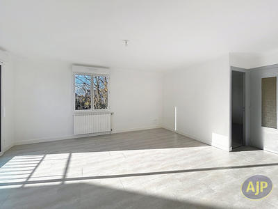 Maison - 62 m² - 3 pièces