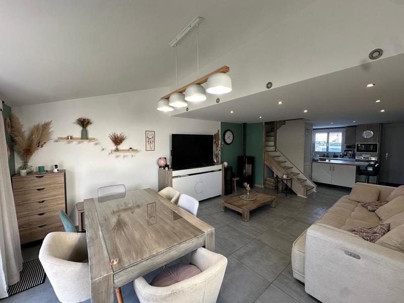 Maison - 92 m² - 4 pièces