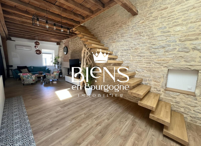 Appartement - 82 m² - 4 pièces