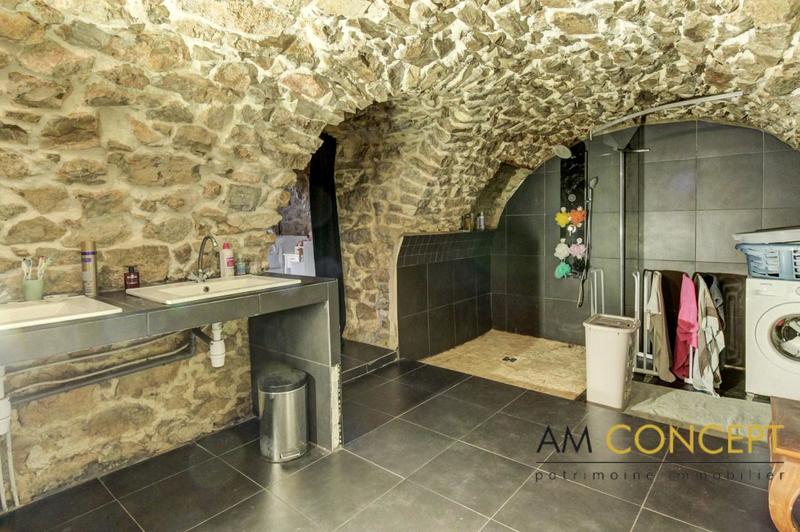 Maison de village - 103 m² - 6 pièces