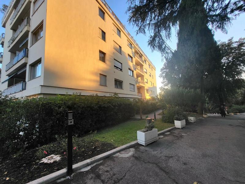 Appartement - 61 m² - 2 pièces