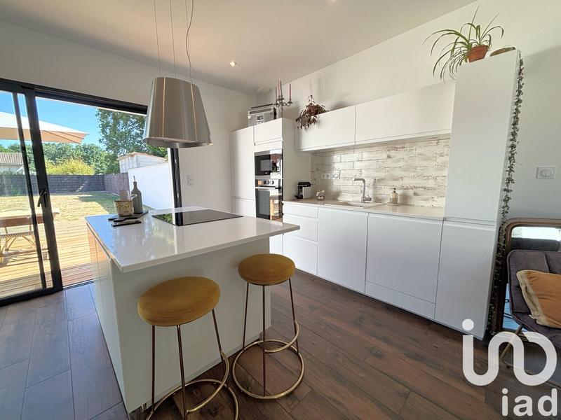 Maison - 96 m² - 4 pièces