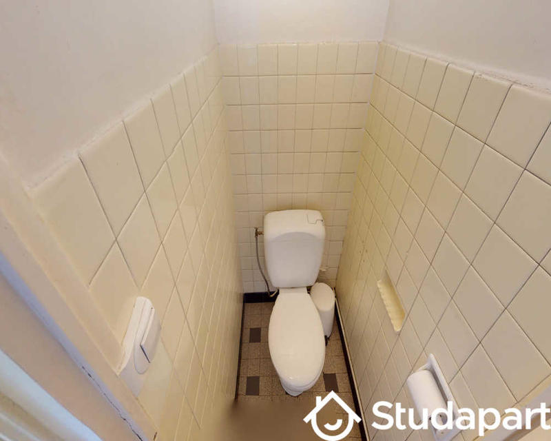 Chambre - 85 m² - 1 pièce