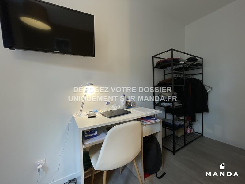 Chambre - 15 m² - 7 pièces