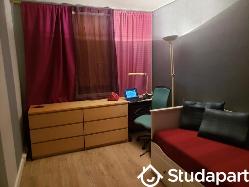 Chambre - 28 m² - 1 pièce