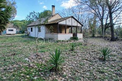 Maison - 60 m² - 4 pièces