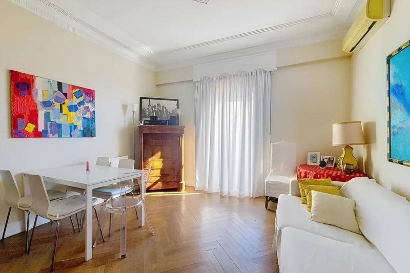 Appartement - 49 m² - 2 pièces