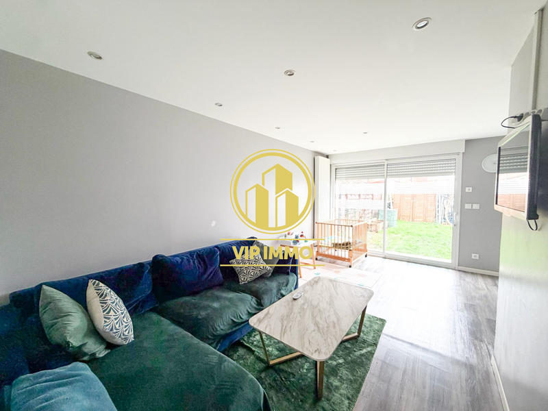 Maison - 111 m² - 7 pièces