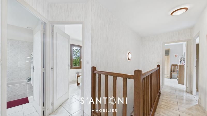 Maison - 150 m² - 7 pièces