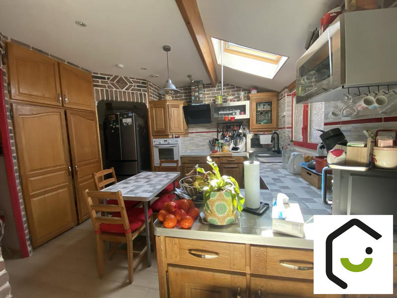 Maison - 101 m² - 5 pièces