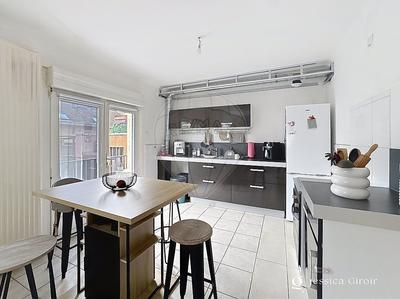 Appartement - 61 m² - 3 pièces