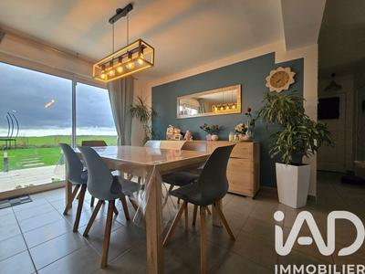 Maison - 121 m² - 5 pièces