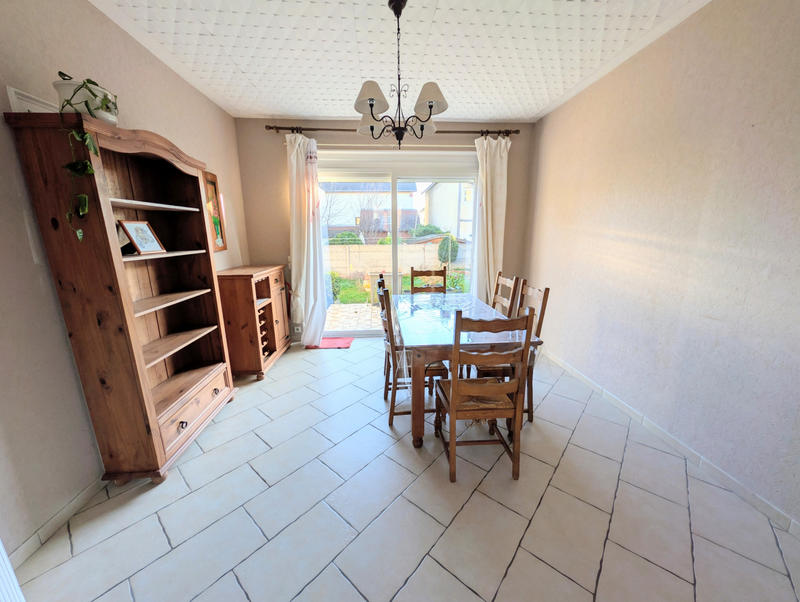 Maison - 106 m² - 5 pièces