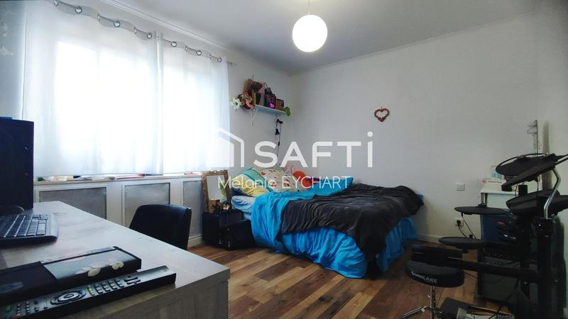 Maison - 195 m² - 7 pièces