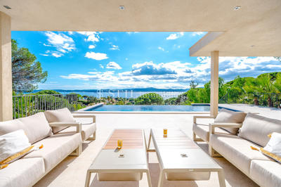 Villa - 280 m² - 5 pièces