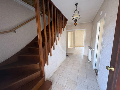 Maison - 90 m² - 5 pièces