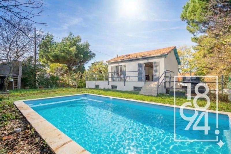 Maison - 160 m² - 7 pièces