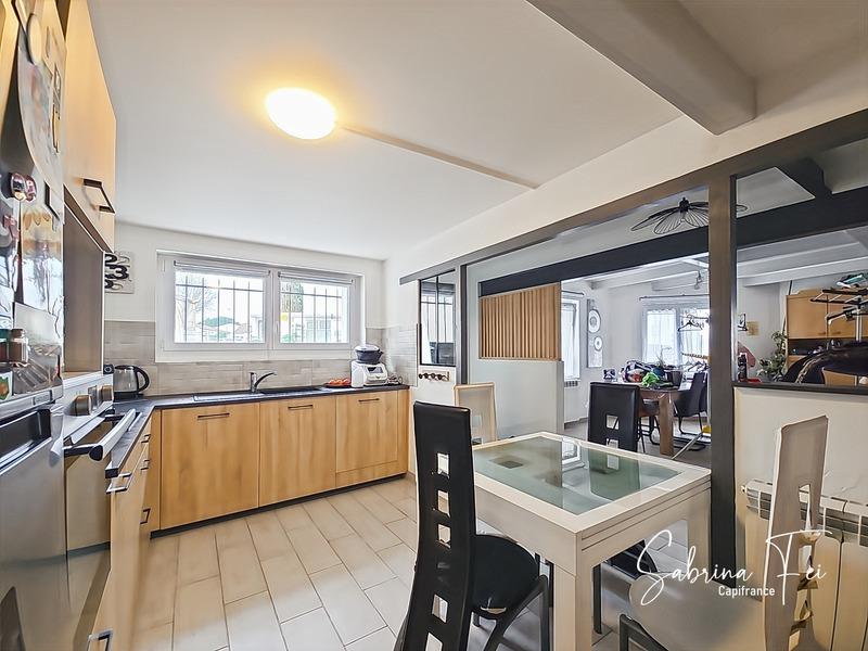 Maison de ville - 100 m² - 4 pièces