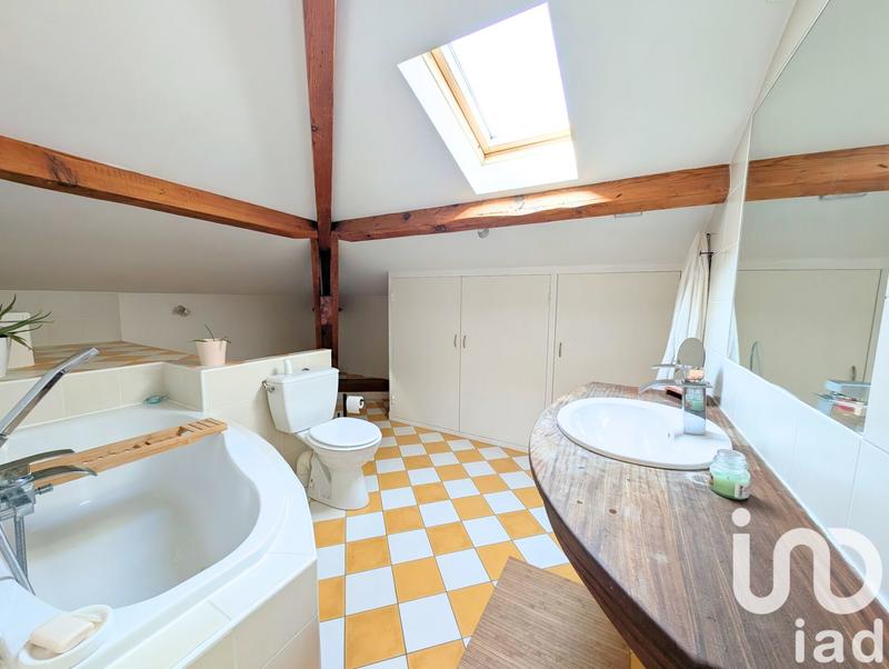 Maison - 200 m² - 5 pièces