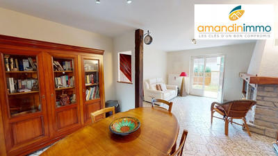 Maison - 90 m² - 5 pièces