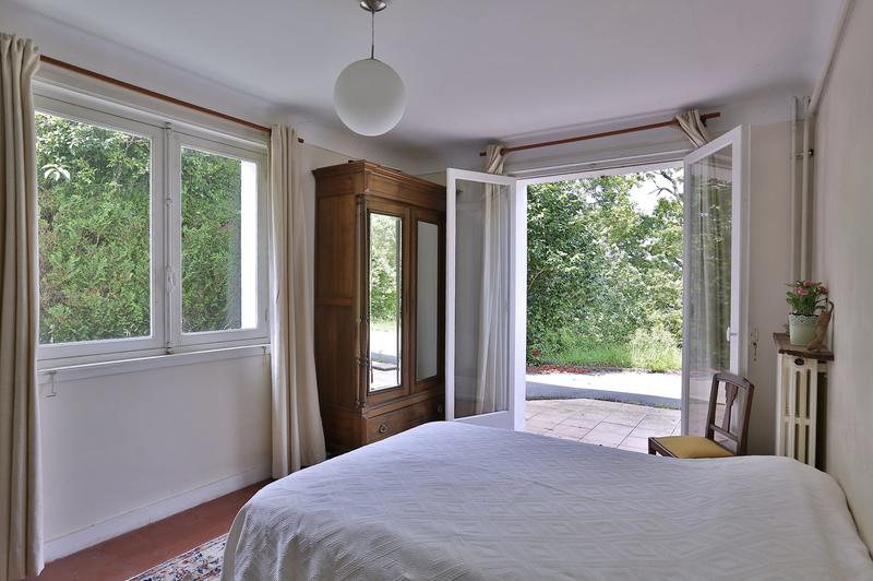 Maison - 161 m² - 8 pièces