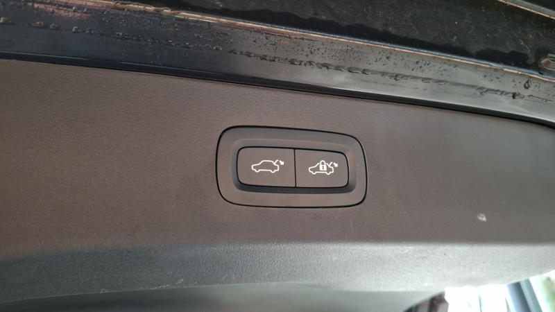 Lynk &amp; Co 01 1.5 261ch Hybride Rechargeable