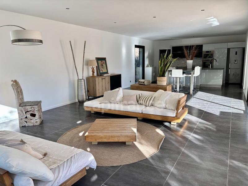 Villa - 135 m² - 4 pièces