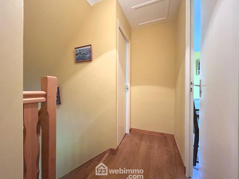 Maison - 95 m² - 5 pièces