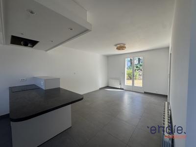 Maison - 121 m² - 6 pièces