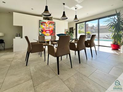 Maison d'architecte - 186 m² - 7 pièces