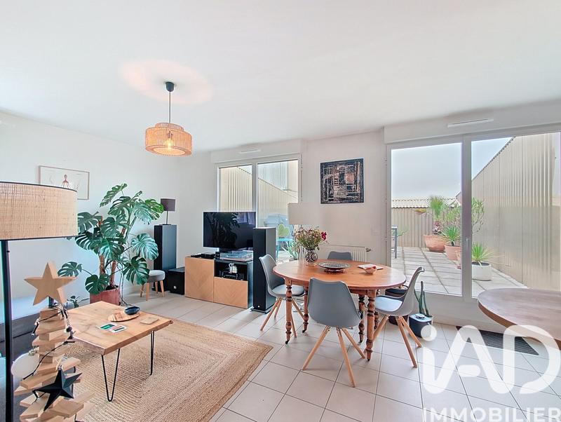 Appartement - 79 m² - 4 pièces