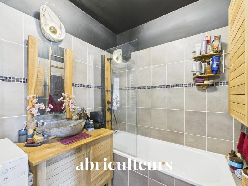 Appartement ancien - 46 m² - 2 pièces