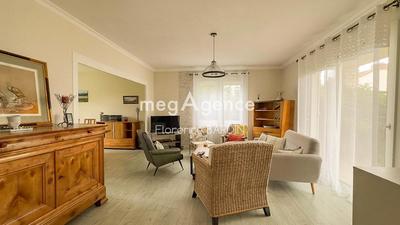 Maison de ville - 88 m² - 4 pièces