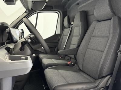 Nissan Interstar Fourgon 3t5 L2h2 2.0 Dci 150 Bva Tekna