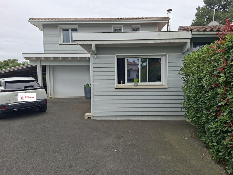 Maison contemporaine - 145 m² - 5 pièces