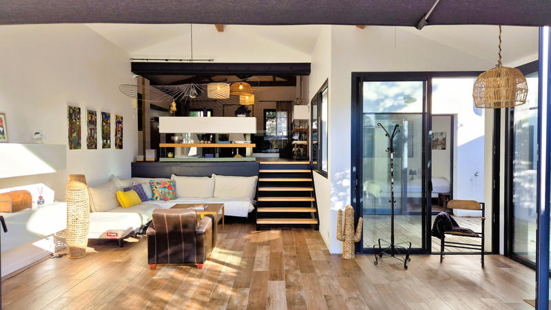 Maison - 180 m² - 7 pièces