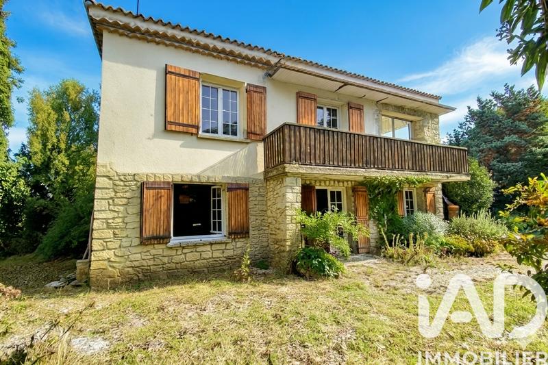 Maison - 180 m² - 5 pièces