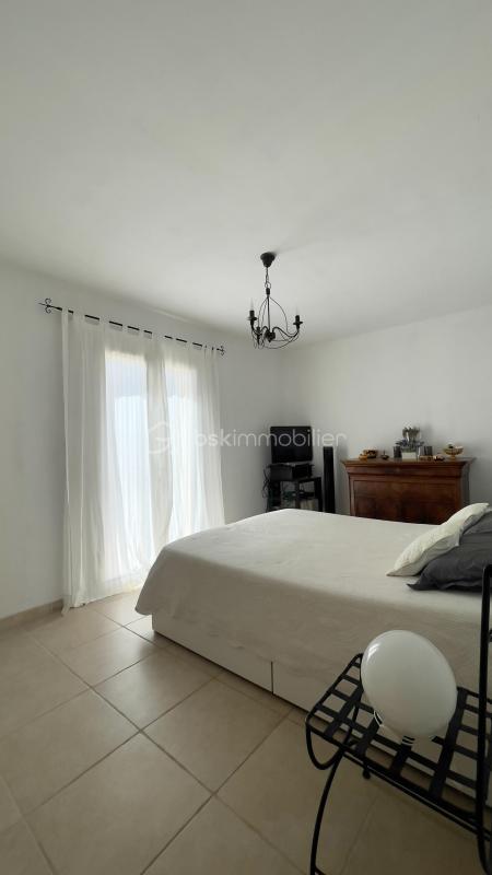 Maison - 210 m² - 7 pièces