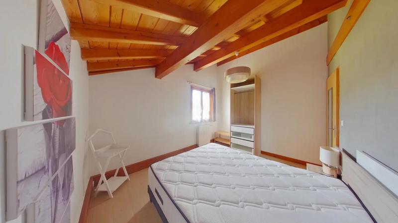 Appartement - 315 m² - 13 pièces