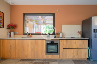 Villa - 331 m² - 8 pièces