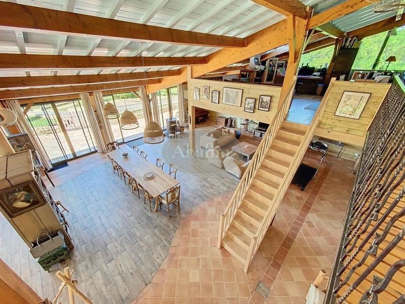 Château - 1 000 m² - 30 pièces